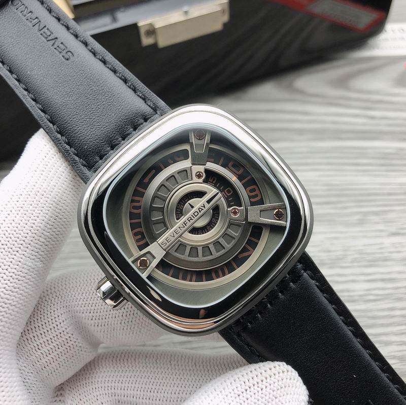 Seven Friday 47mm 090448